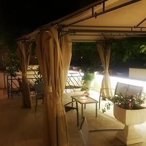 Garden House - Luxury - Overnight Only Italie