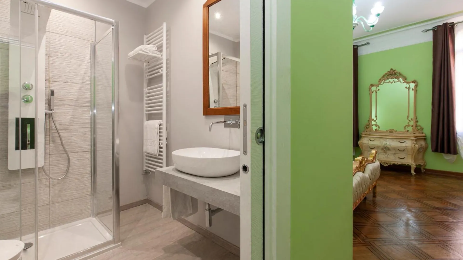 Hotel Simon' Secret Venedig 2*,